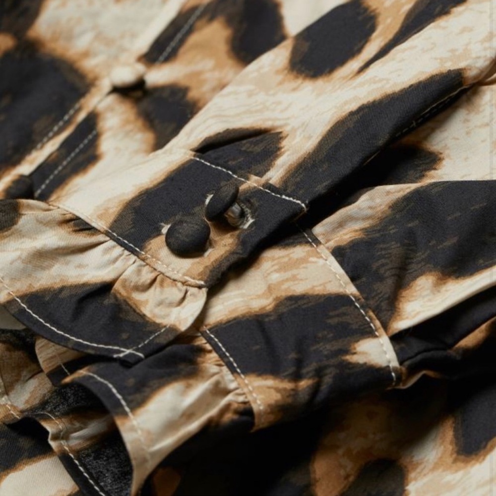 Leopard Blouse - Picture 5 of 6